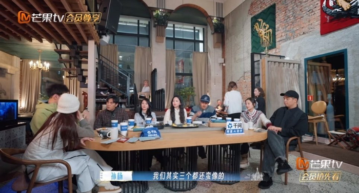 九游娱乐登录入口-孙杨节目中哽咽回忆禁赛岁月，家人与张豆豆陪伴渡难关|妻子的浪漫旅行|穿越|阴霾|低谷|煎熬_新浪娱乐_新浪新闻